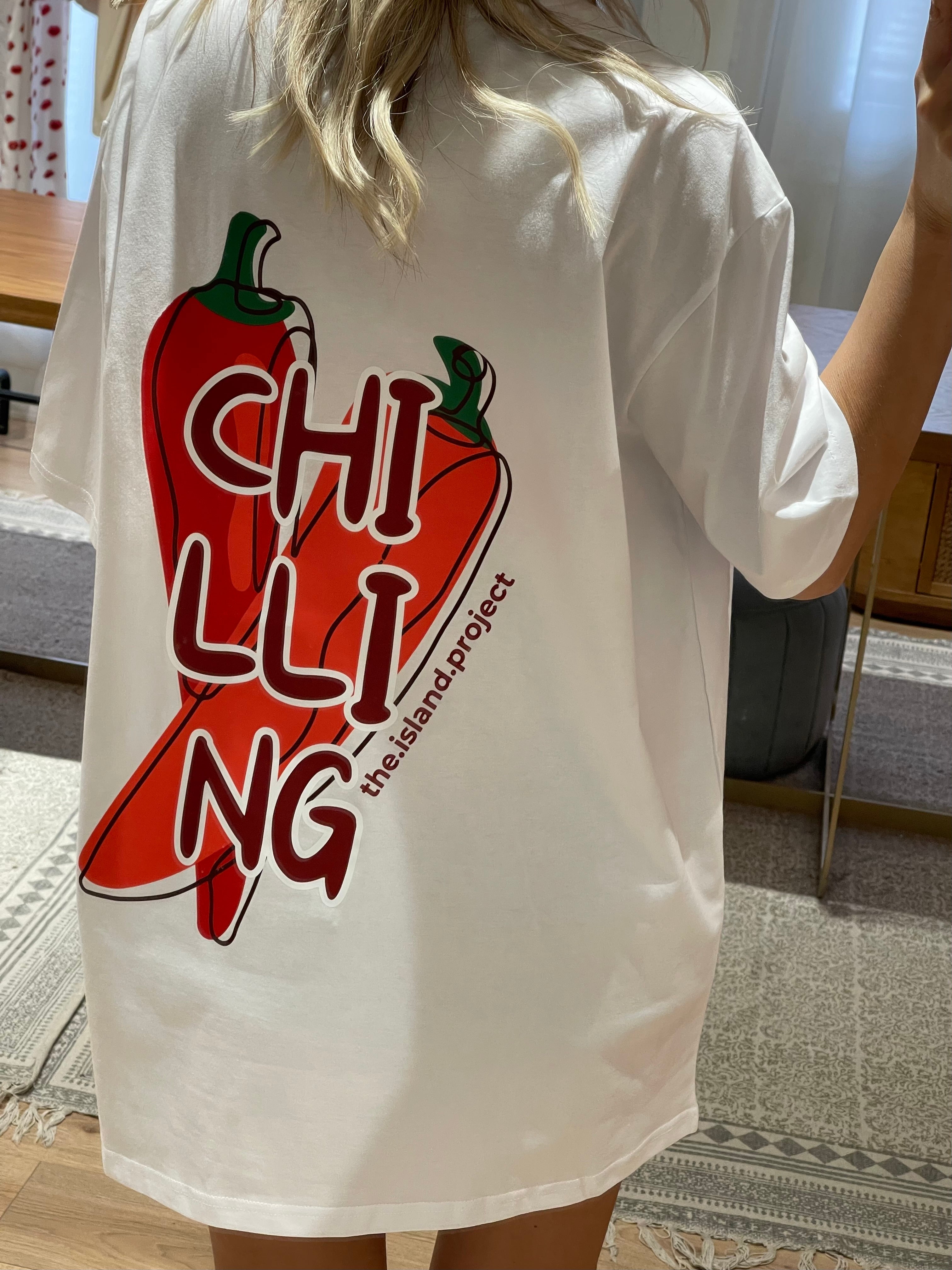 Unisex Oversized Tshirt “Chilling” White