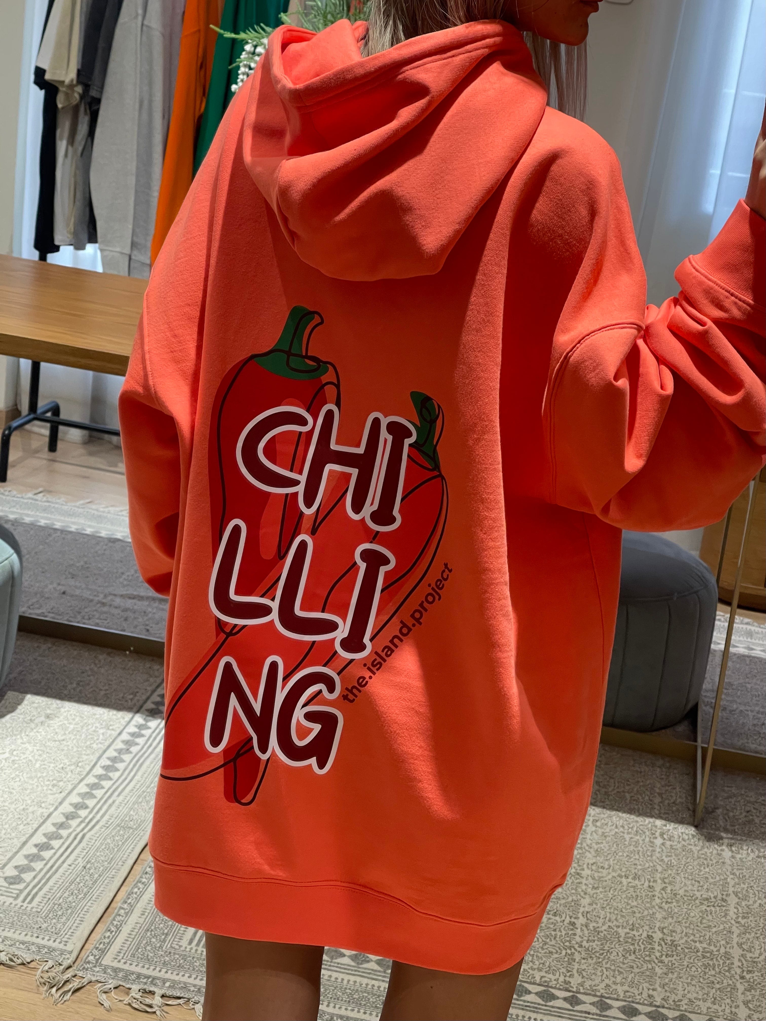 Unisex Oversized Hoodie "Chilling"