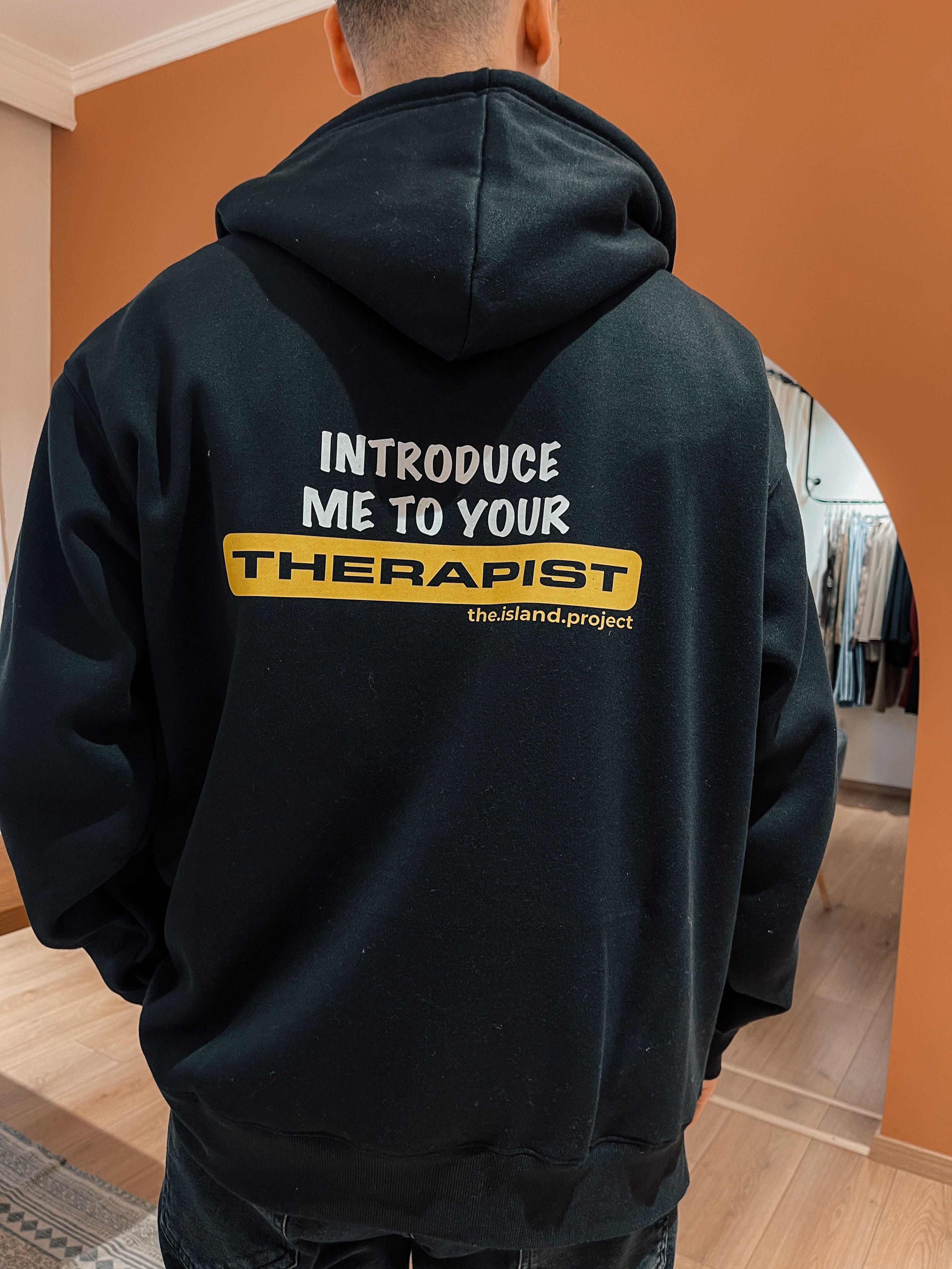 Unisex Oversized Zip Hoodie "Introduce me to your therapist" black