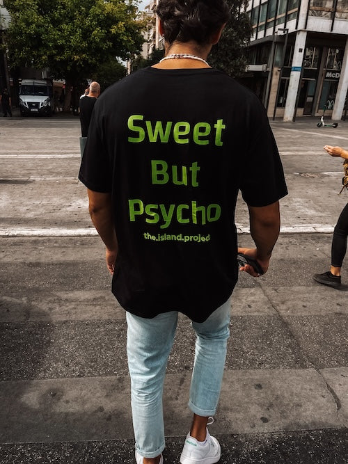 Unisex Oversized Tshirt "Sweet but Psycho" ΜΑΥΡΗ