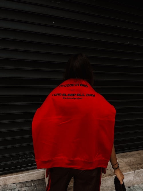 Unisex oversized hoodie ‘bed’ red