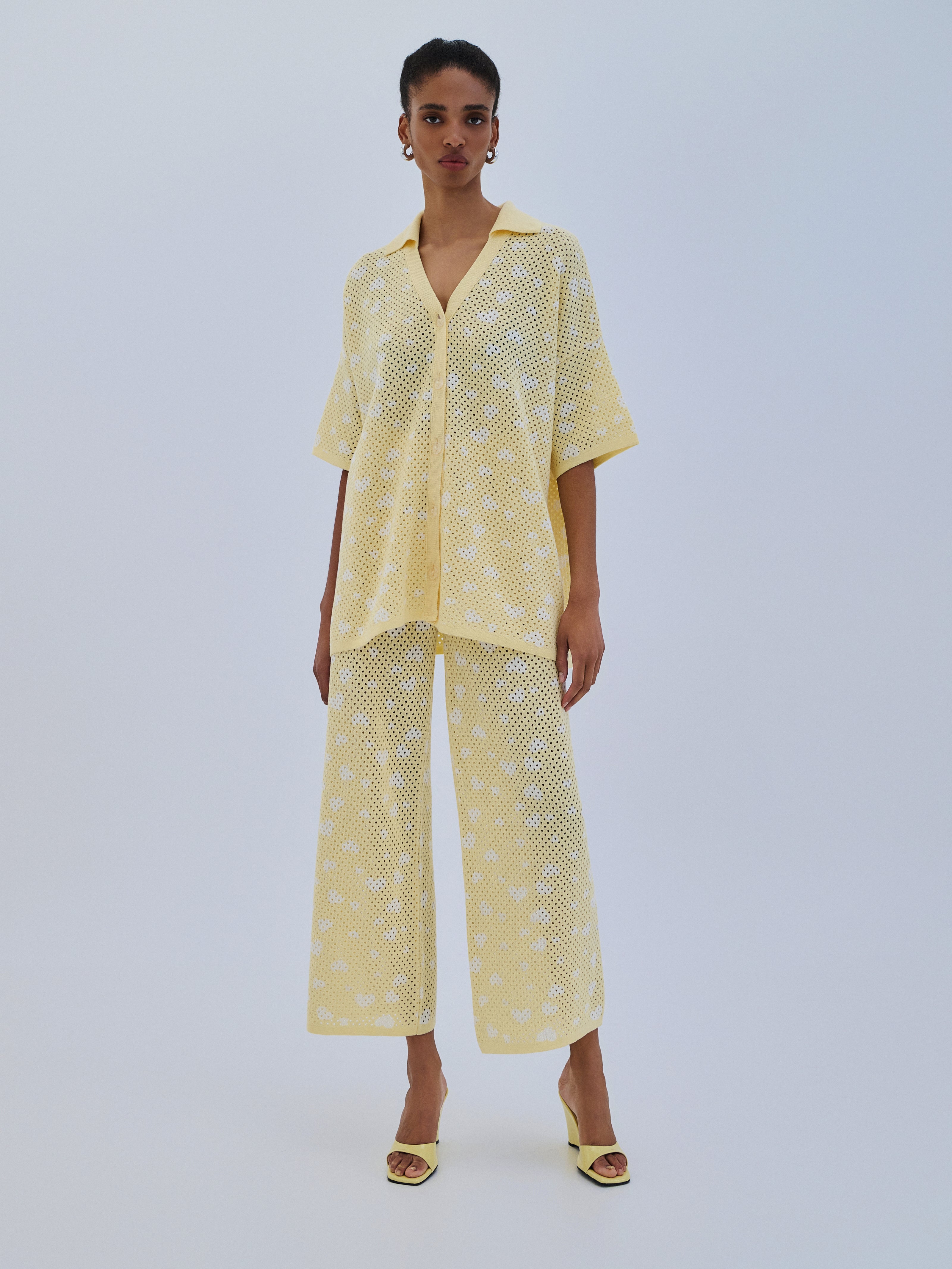 Cardigan Polo V Hearts - Banana