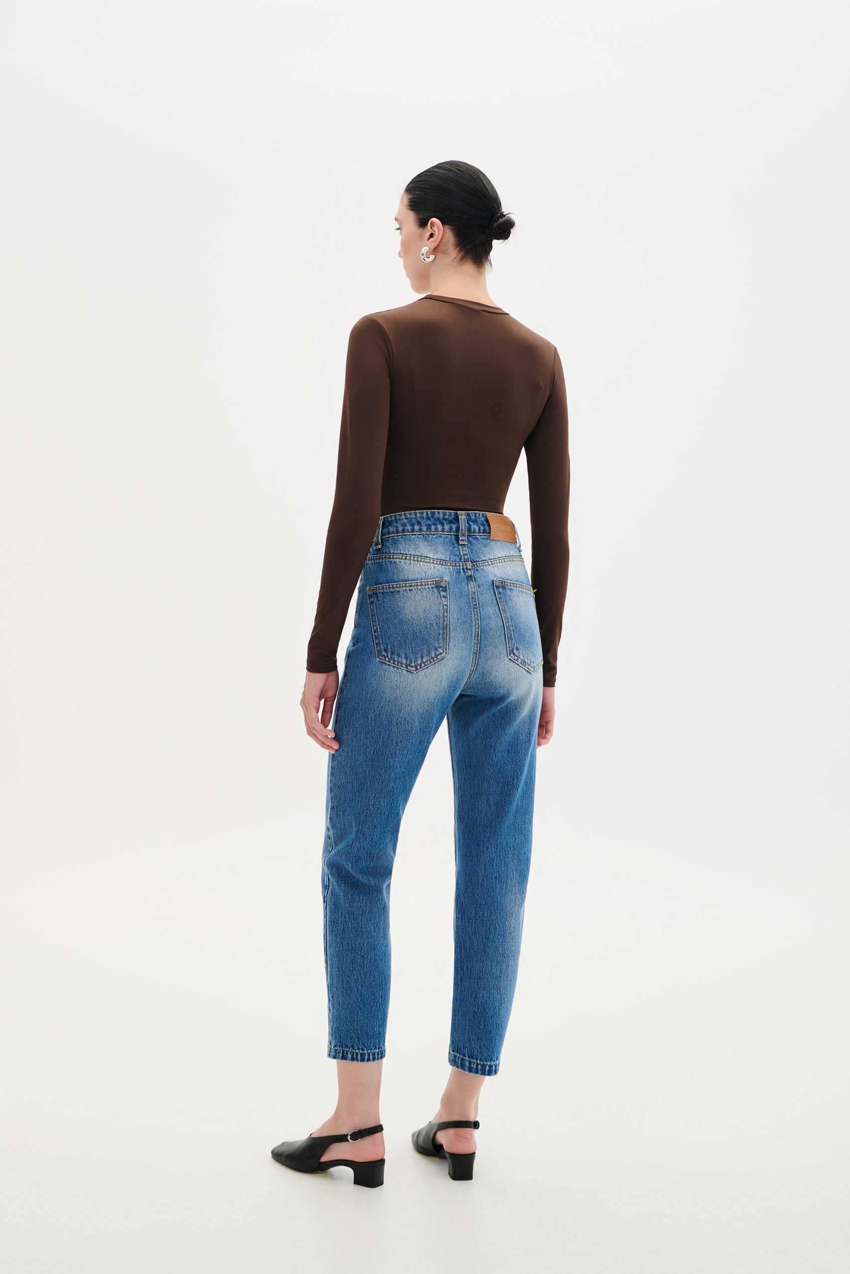 Bodysuit (available in Brown & Black)