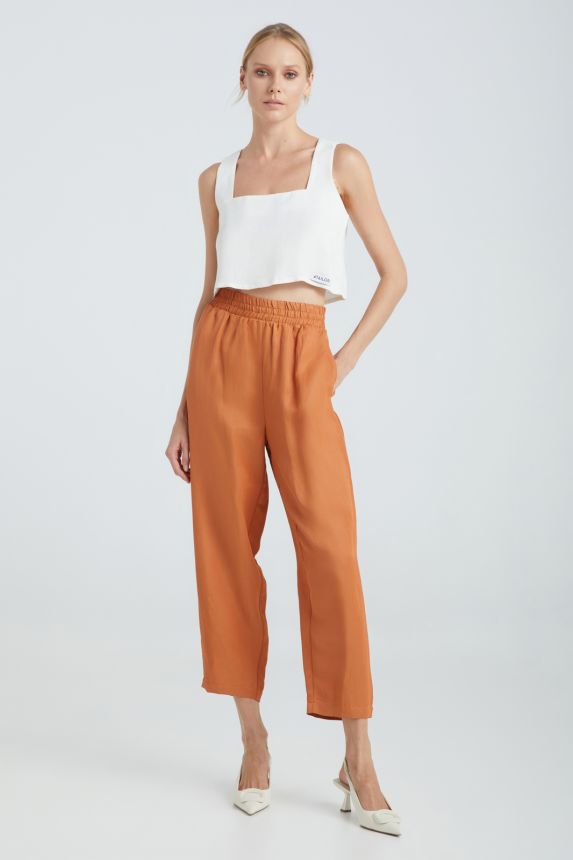 Klaia Crop Pants